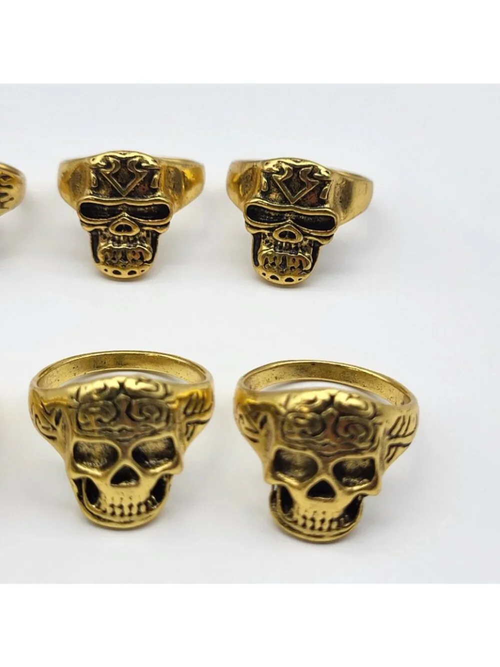 Biker ring Skull rings lot Goth Halloween 8 piece flea market gifts mixed sizes